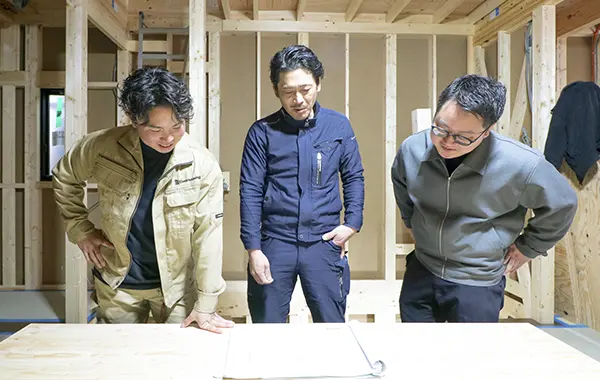 地盤調査・建築工事スタート