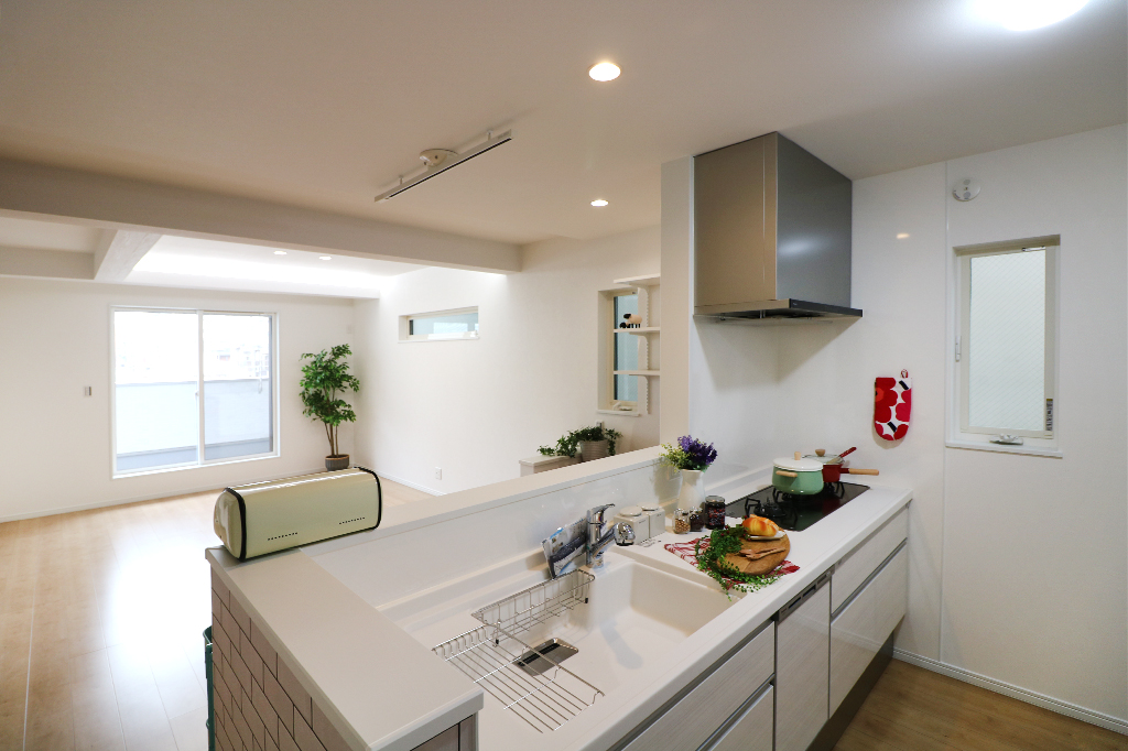 システムキッチン｜大阪・兵庫の新築一戸建て、分譲住宅、建売住宅、注文住宅、モデルハウス分譲ならエイワハウジング