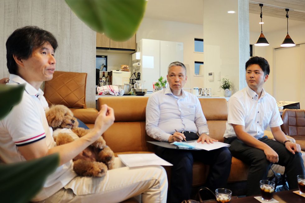 お客さまの声（インタビュー時の様子）エイワハウジングを選んだ理由は？｜大阪・兵庫の新築一戸建て、分譲住宅、建売住宅、注文住宅、モデルハウス分譲ならエイワハウジング