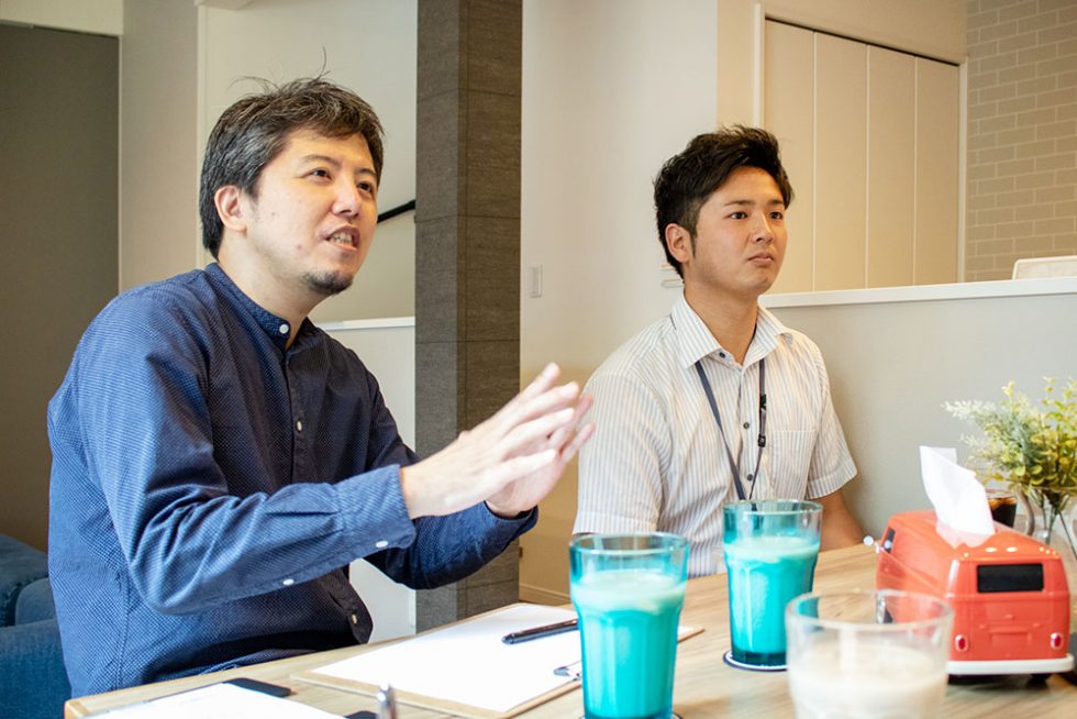 お客さまの声（インタビューの様子）エイワハウジングに決めた理由は？｜大阪・兵庫の新築一戸建て、分譲住宅、建売住宅、注文住宅、モデルハウス分譲ならエイワハウジング